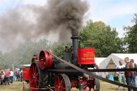 Minneapolis Dampftraktor beim DTT am Kiekeberg, erbaut 1911 und 9,5 t schwer, einst zum Pflügen und Dreschen verwendet, zuletzt zum Antrieb eines Sägegatters - Bild FLMK