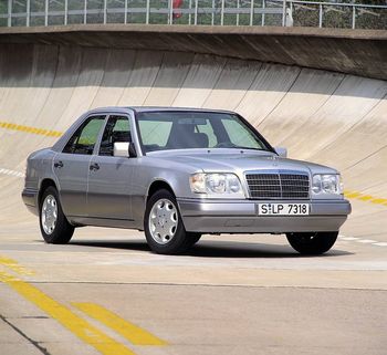 Mercedes-Benz Baureihe W 124 (1984 bis 1996). Foto: Auto-Medienportal.Net/Daimler