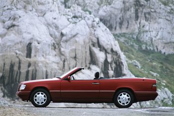 Mercedes-Benz Baureihe W 124 (1984 bis 1996). Foto: Auto-Medienportal.Net/Daimler