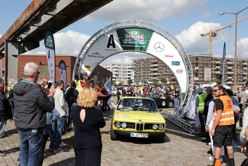 Hamburg-Berlin-Klassik 2018: BMW 3.0 CSL (1973). Foto: Auto-Medienportal.Net/Leitzke